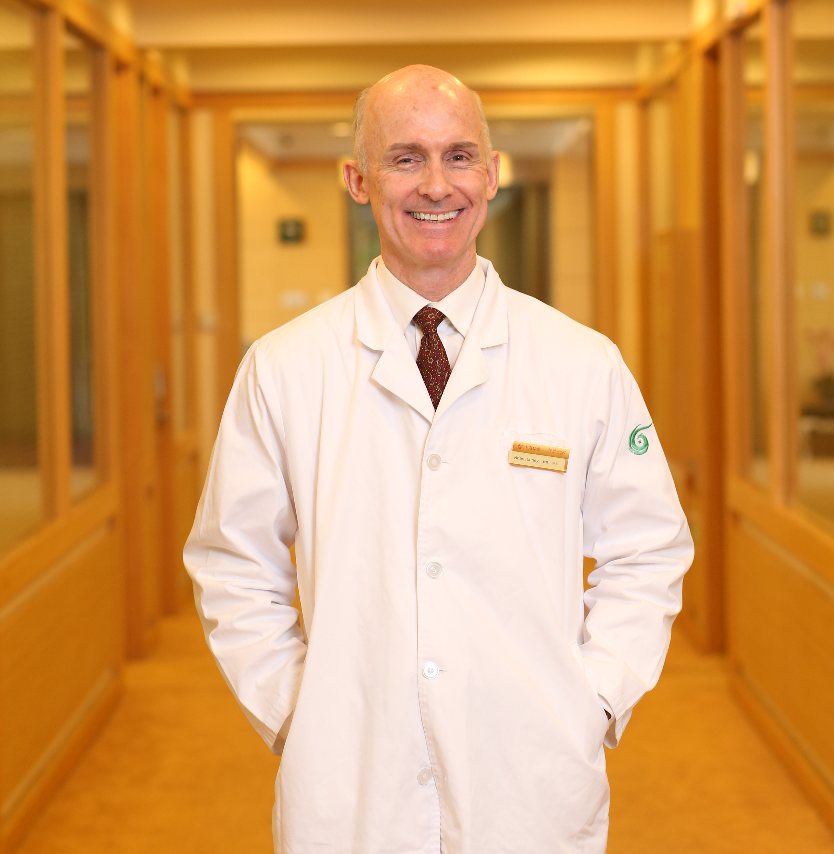 布莱恩.肯尼博士&罗盛康教授 - 上海华美医疗